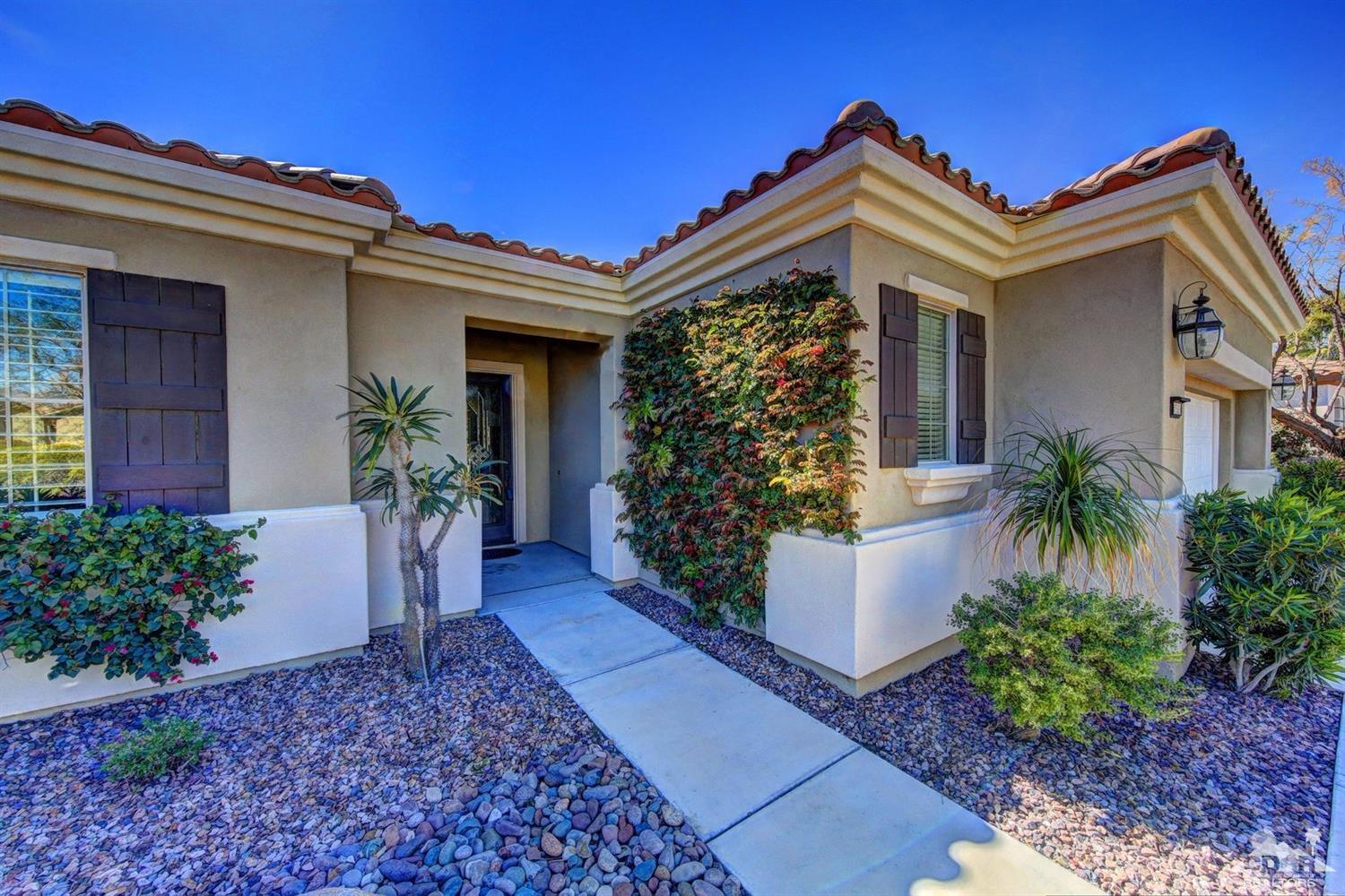 40917 Calle Los Arboles