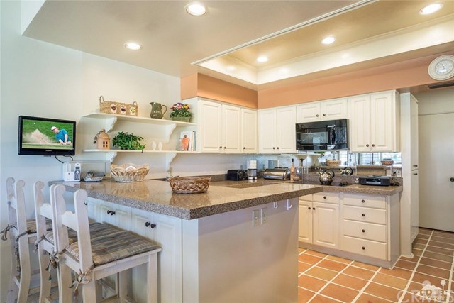 43271 Lacovia Dr