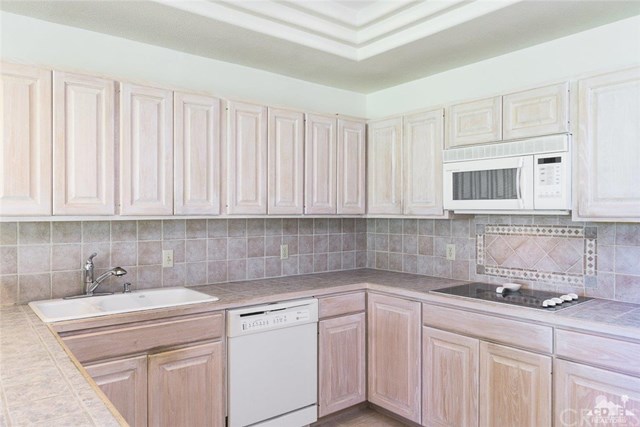 43433 Lacovia Dr