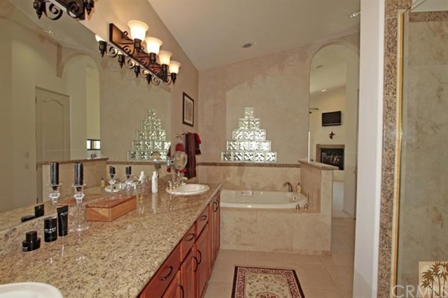 79175 Bermuda Dunes Dr