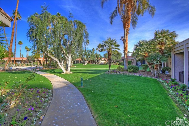 76730 Robin Dr
