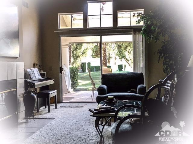 162 Desert Falls Cir