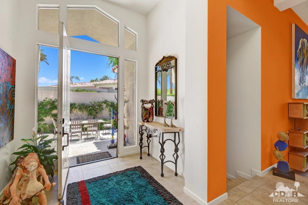 374 Desert Holly Dr