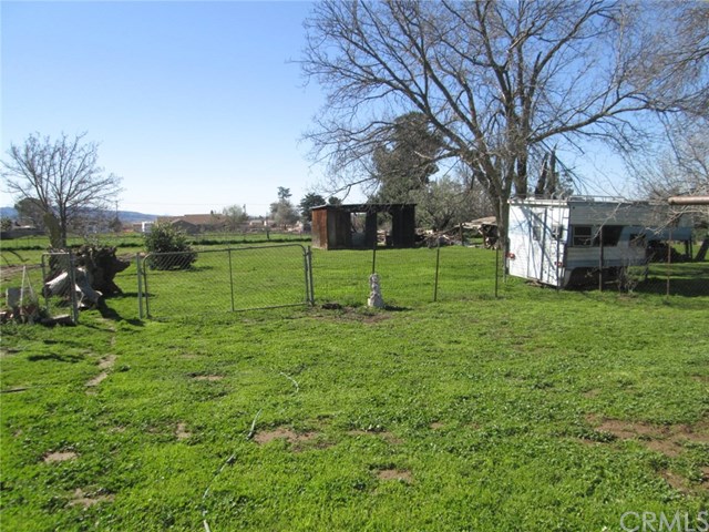 579 La Costa Dr