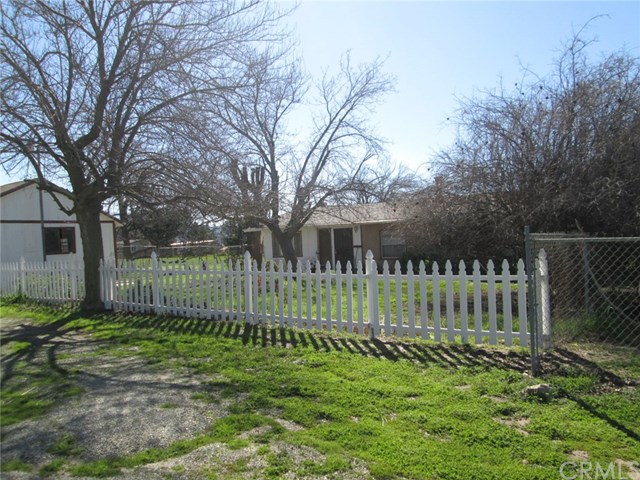 579 La Costa Dr
