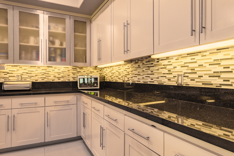 2207 R Carrillo Ct