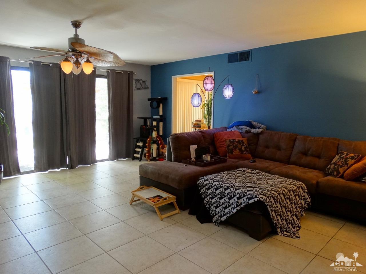 34049 Calle Mora