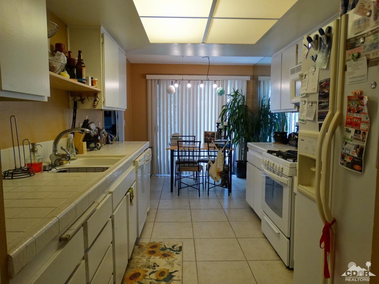 34049 Calle Mora
