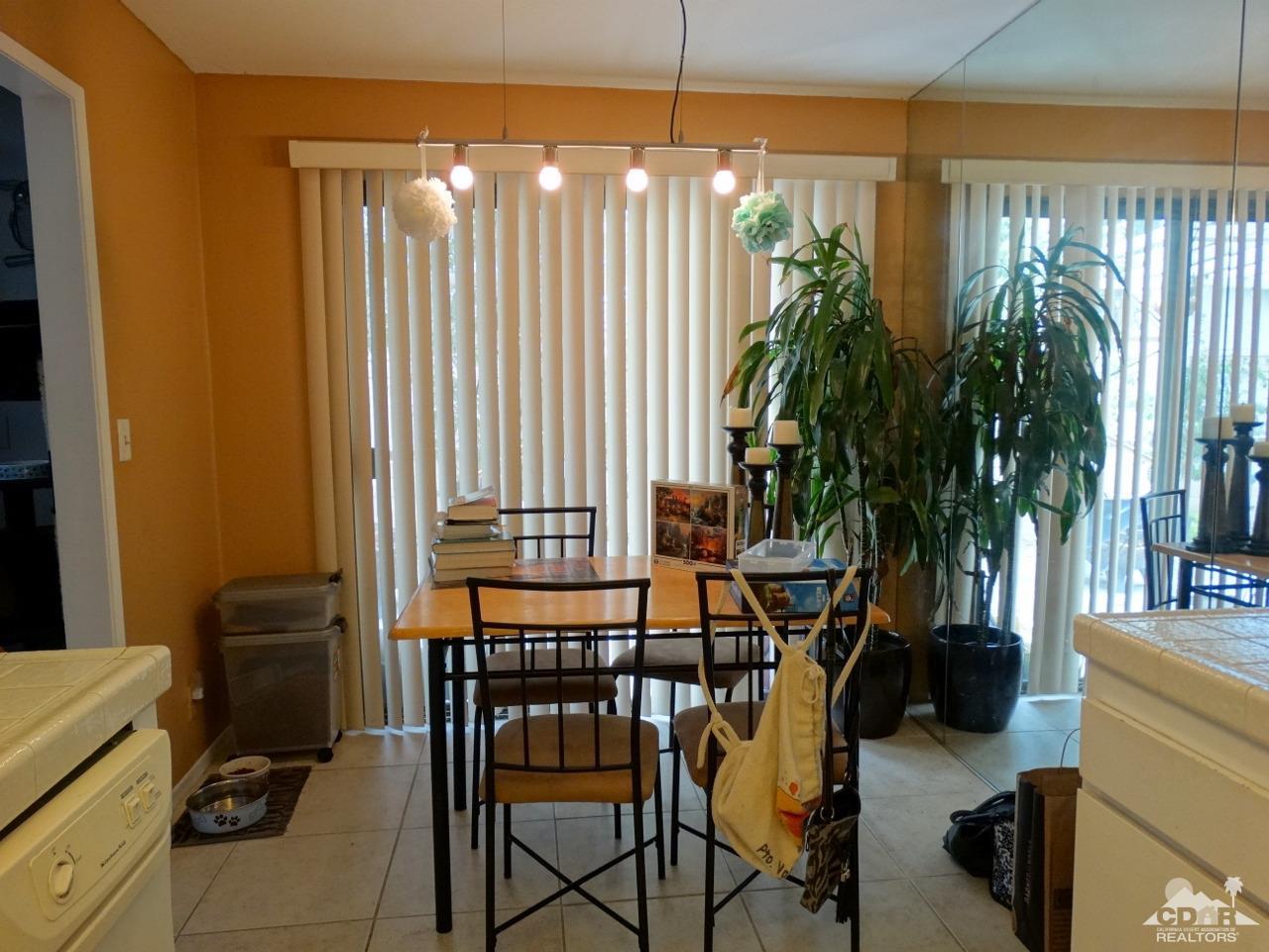 34049 Calle Mora