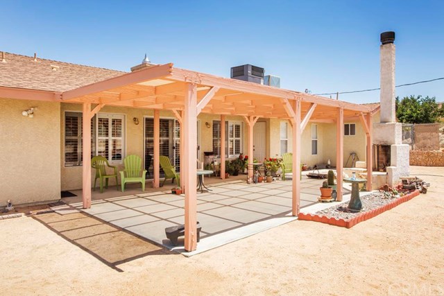 For Sale: 7646 Onaga Ct Joshua Tree, CA 92252