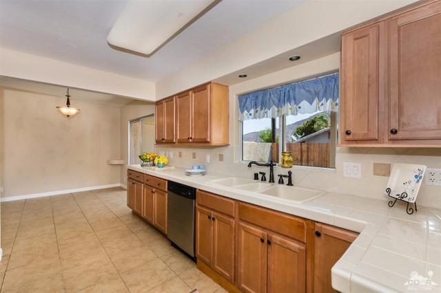 54840 Avenida Alvarado