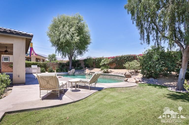 For Sale: 81850 Via San Clemente La Quinta, CA 92253