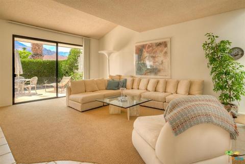 462 N Hermosa Dr