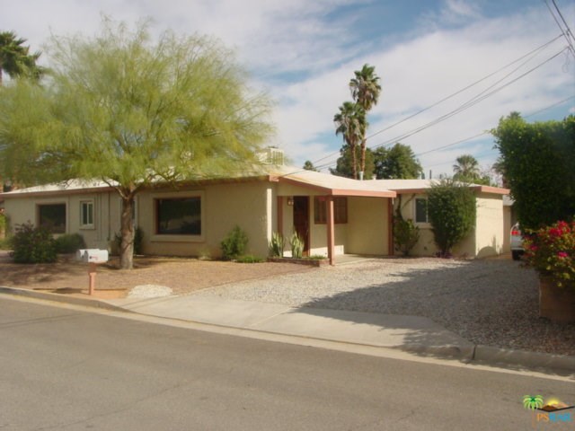 1419 E San Jacinto Way