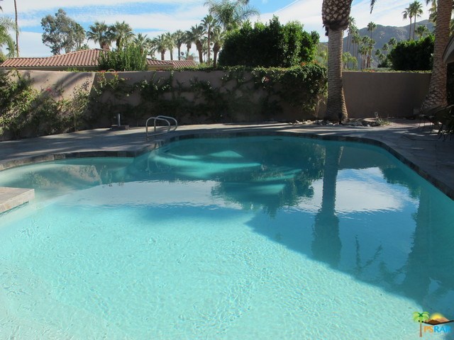 1177 E Sierra Way