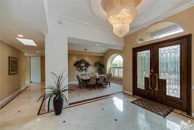 10 Calais Cir
