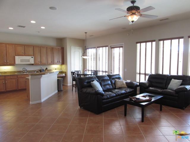 31680 Avenida El Mundo