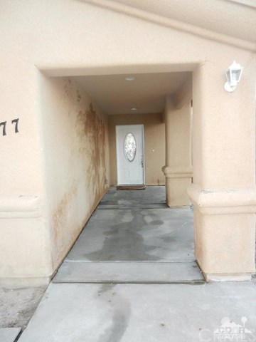 1221 Huntington Dr
