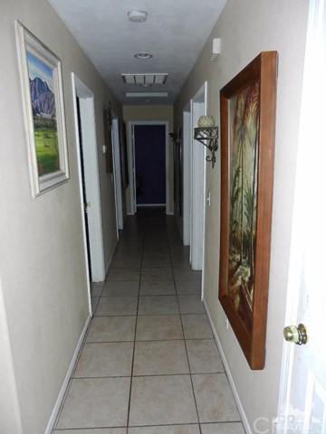 1221 Huntington Dr