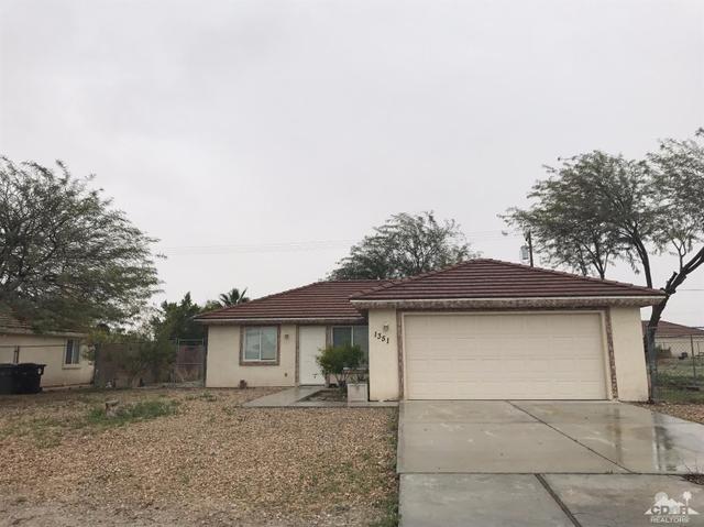 2863 Treadwell Blvd