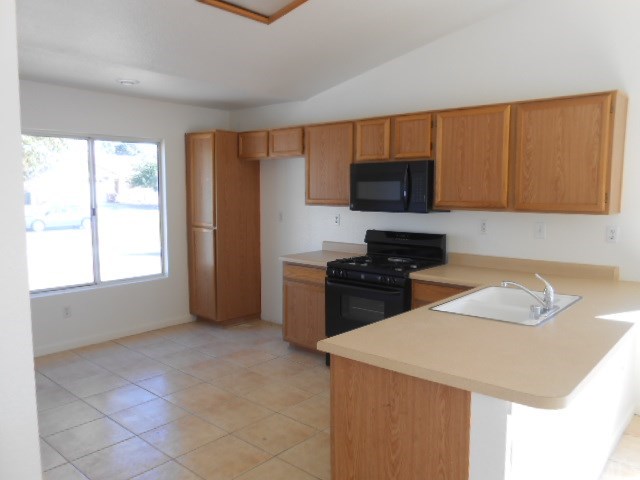 14362 Princeton Ct