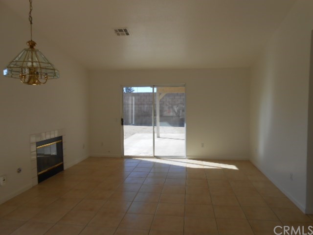 14362 Princeton Ct