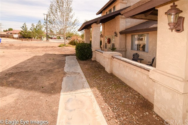 14204 Tehachapi Rd