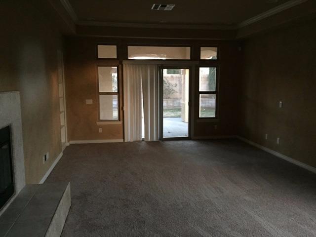 12915 Amador Cir