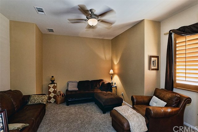 19806 Rosemary St