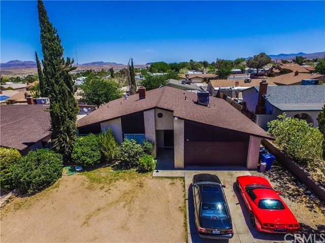 916 E Virginia Way
