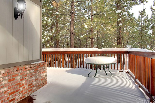 1047 Rocky Mountain Rd