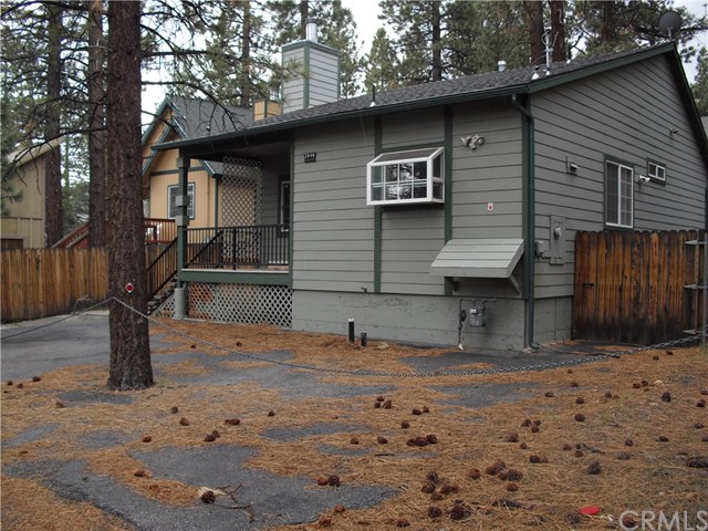 556 Riverside