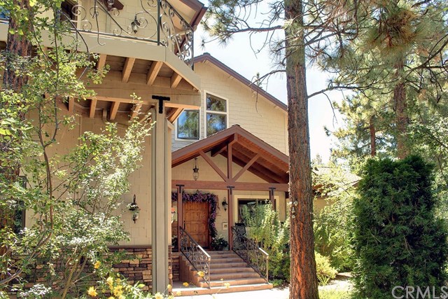 1371 Balsam Dr