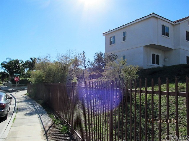18696 W Cedar Ave