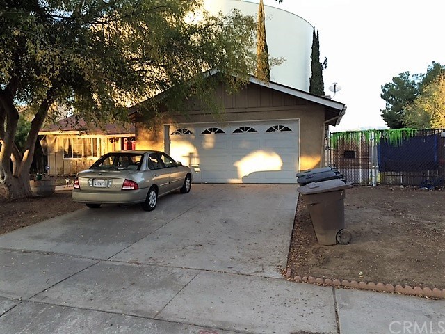 1005 Ellen St