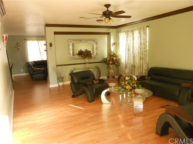 7437 Tyler Ln