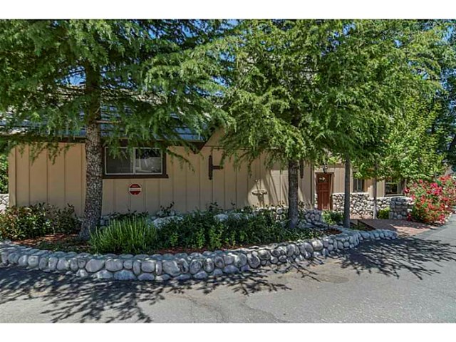 For Sale: 468 Heliotrope Dr Lake Arrowhead, CA 92352
