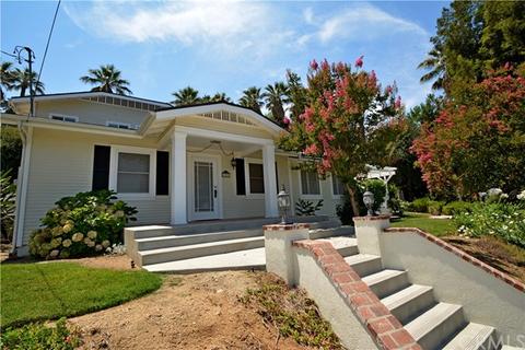 137 Channing St