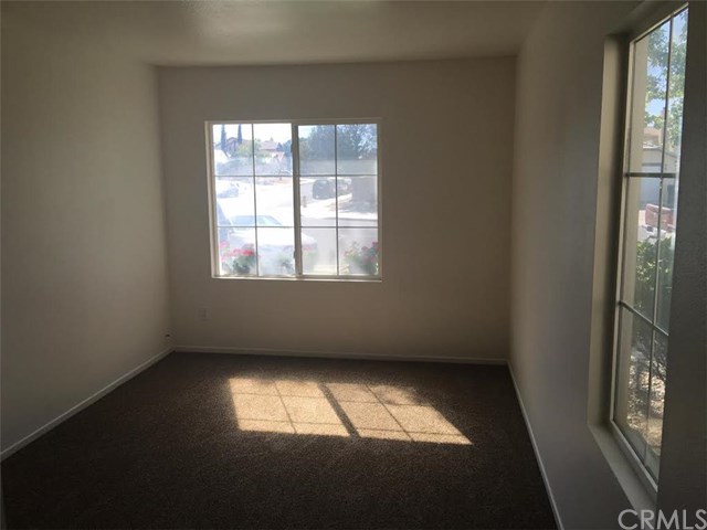 13129 Aurora Ave