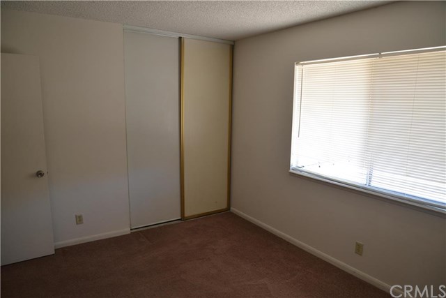 For Sale: 14043 Montecito Dr Victorville, CA 92395
