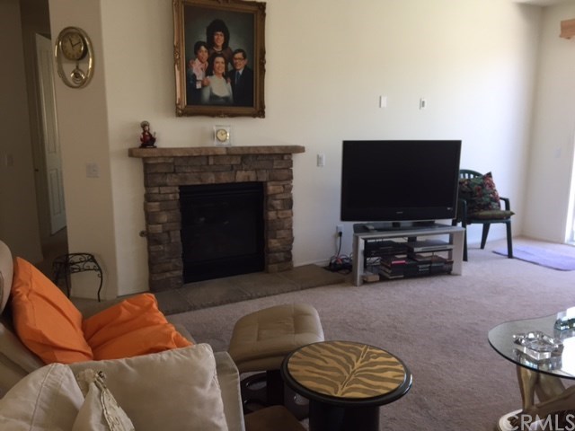 2556 W Via Verde Dr