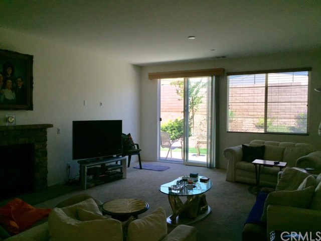2556 W Via Verde Dr