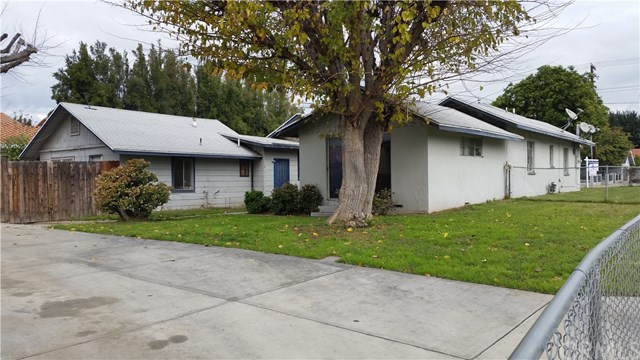 9437 Hawthorne Ave