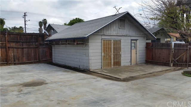9437 Hawthorne Ave