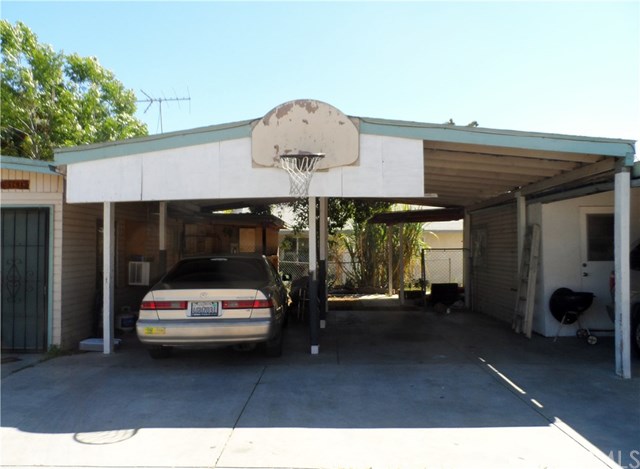 16724 Mariposa Ave