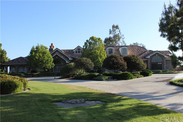 15984 Summit Crest Dr, Riverside CA 92506