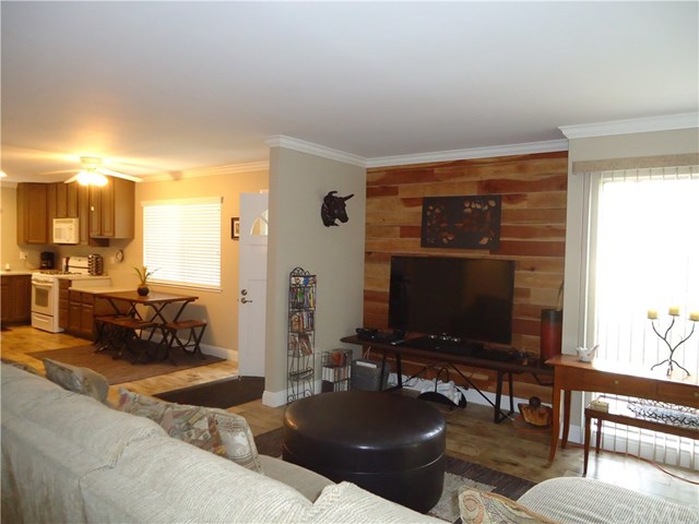 6218 Avenue Juan Diaz