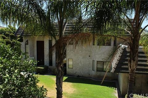 7469 Lakeside Dr