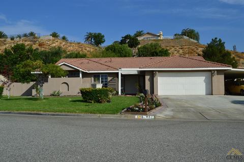 7469 Lakeside Dr