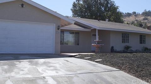 7469 Lakeside Dr